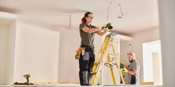 Best Circuit Breaker Repair  in Moriches, NY